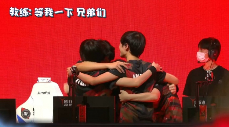 在锋线位置 在锋线位置